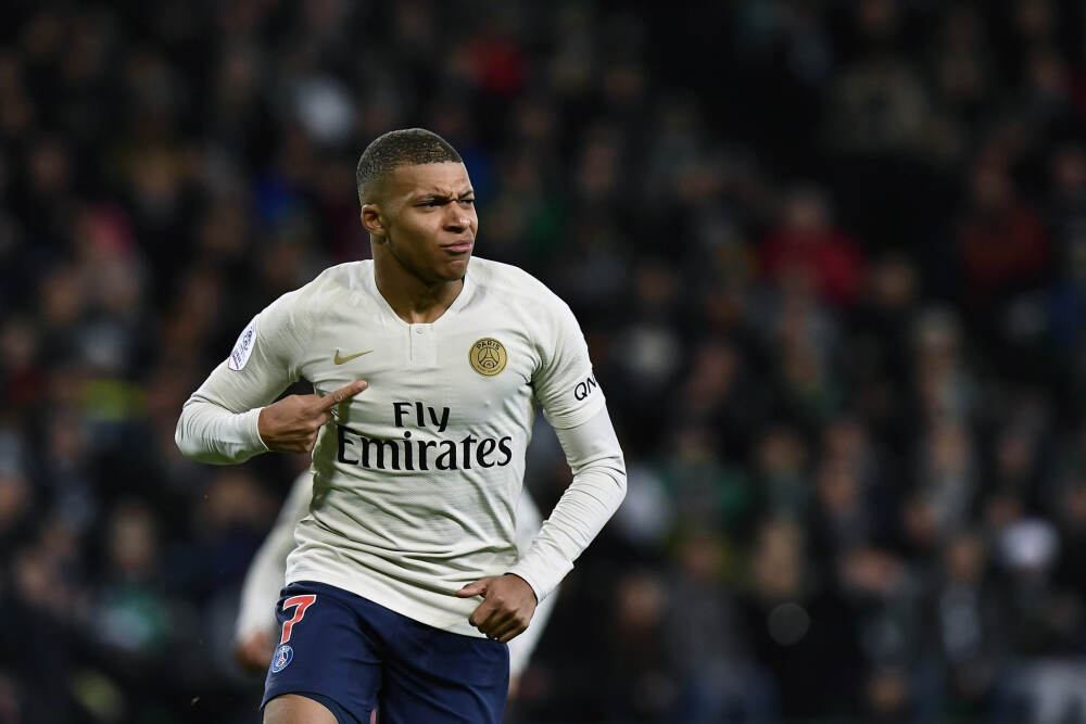 阿斯：拉莫斯希望冬窗重返欧洲，曼联米兰都对他感兴趣